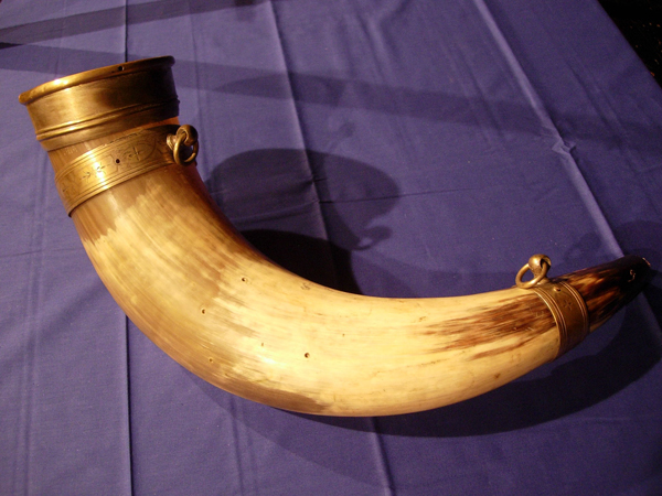 fratecum-corne.jpg